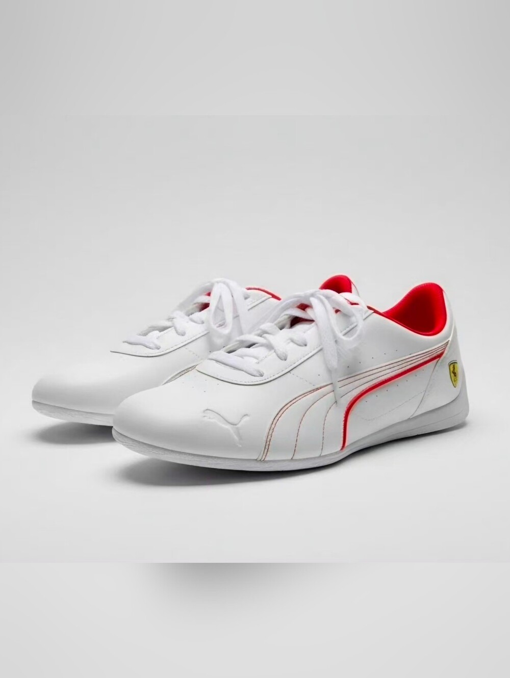 Puma Scuderia Ferrari Neo Cat Motorsport Shoes - White/Red